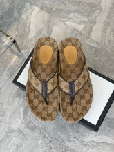 Load image into Gallery viewer, Gucci Men Slides
