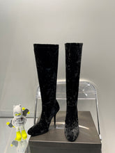 Load image into Gallery viewer, YSL  Talia Boots In Velvet
