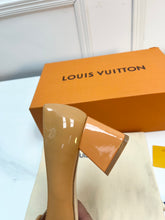 Load image into Gallery viewer, Louis Vuitton Shake Pump
