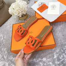 Load image into Gallery viewer, Hermes Aloha Sandal
