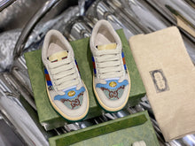 Load image into Gallery viewer, Gucci Women Screener Sneakers With Crystals
