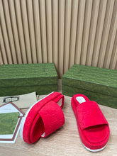 Load image into Gallery viewer, Gucci GG Platform Sandal
