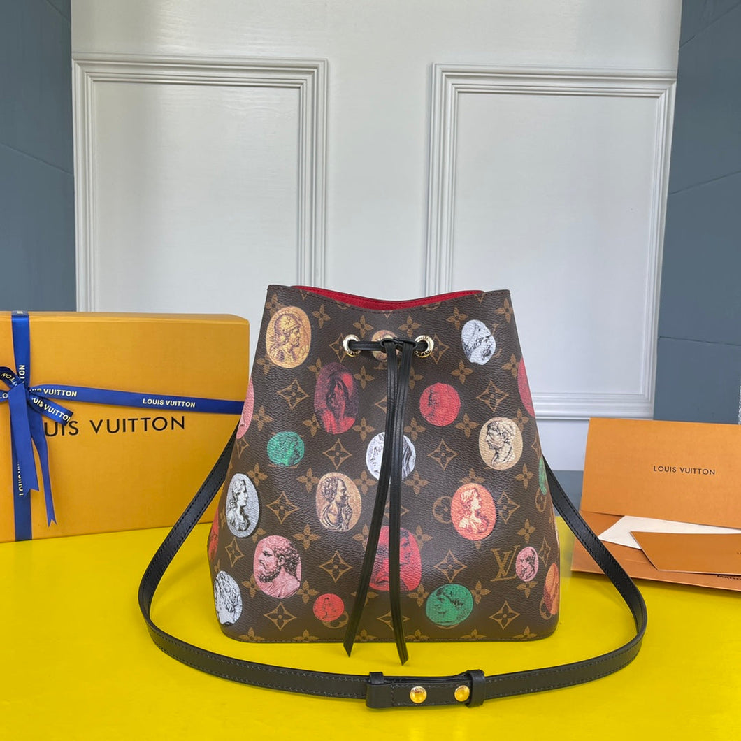 Louis Vuitton NeoNoe MM Bag