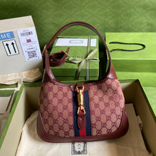 Load image into Gallery viewer, Gucci Jackie 1961 Small Shoulder Bag
