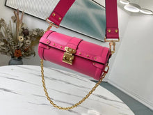 Load image into Gallery viewer, Louis Vuitton Papillon Trunk Bag
