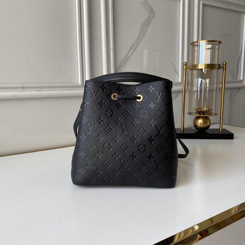 Louis Vuitton NeoNoe MM Bag - LUXURY KLOZETT