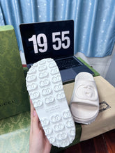 Load image into Gallery viewer, Gucci Slide Sandal With interlocking G
