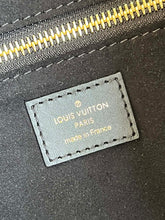 Load image into Gallery viewer, Louis Vuitton Neverfull MM Bag
