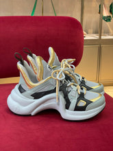 Load image into Gallery viewer, Louis Vuitton Archlight Sneaker
