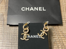 Load image into Gallery viewer, Chanel Earrings - LUXURY KLOZETT
