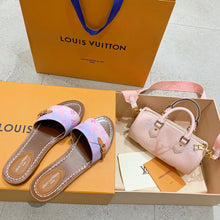 Load image into Gallery viewer, Louis Vuitton Lock it flat Mule
