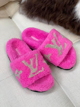 Load image into Gallery viewer, Louis Vuitton Magnetic Mule
