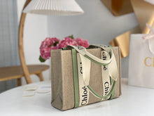 Load image into Gallery viewer, Chloe Medium Woody Bag
