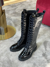 Load image into Gallery viewer, Louis Vuitton Territory Flat High Ranger Boots
