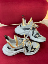 Load image into Gallery viewer, Louis Vuitton Archlight Sneaker
