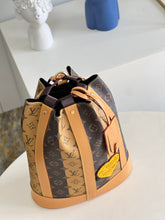 Load image into Gallery viewer, Louis Vuitton Randonee Messenger
