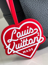 Load image into Gallery viewer, Louis Vuitton Besace Toyko Bag
