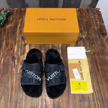 Load image into Gallery viewer, Louis Vuitton Slide
