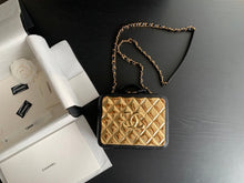 Load image into Gallery viewer, Chanel Vanity Case Bag

