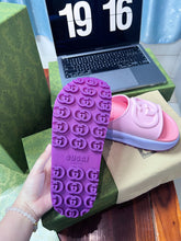 Load image into Gallery viewer, Gucci Slide Sandal With interlocking G
