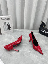 Load image into Gallery viewer, Versace  La Medusa Naplak Pumps
