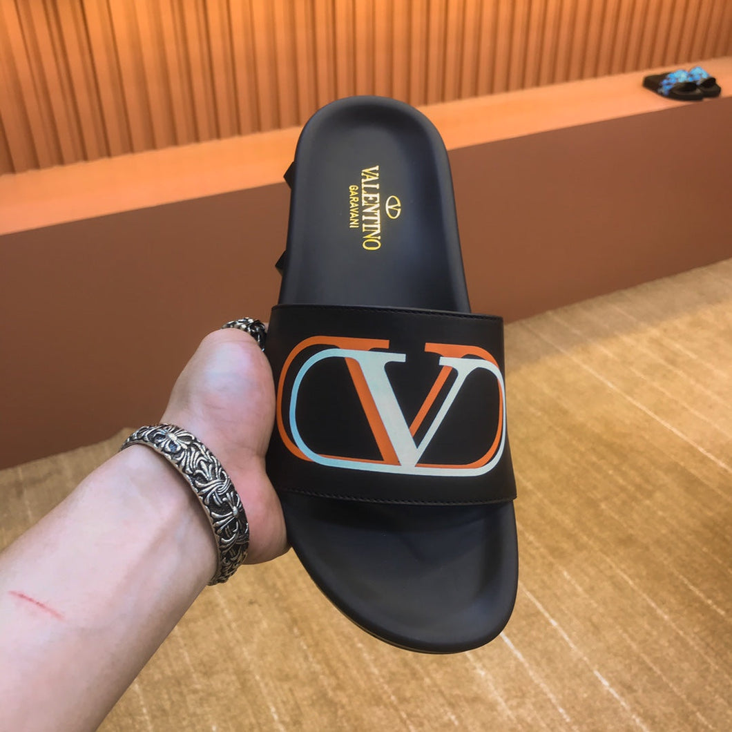 Valentino Slides