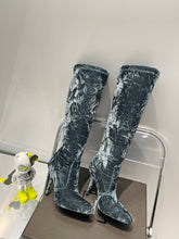 Load image into Gallery viewer, YSL  Talia Boots In Velvet
