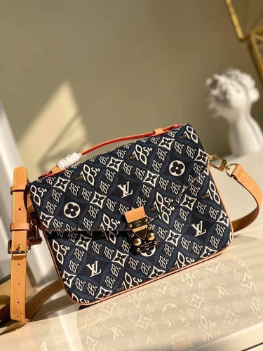 Louis Vuitton 1854 Pochette Metis Bag - LUXURY KLOZETT
