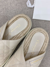 Load image into Gallery viewer, Christian Dior Dtwist Slide
