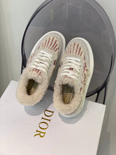 Load image into Gallery viewer, Christian Dior Addict Sneakers
