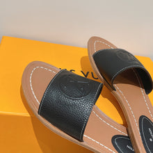 Load image into Gallery viewer, Louis Vuitton Lock it flat Mule
