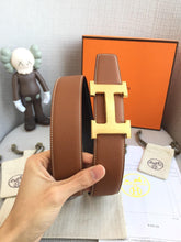 Load image into Gallery viewer, Hermes Leather Belt - LUXURY KLOZETT
