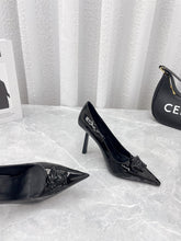 Load image into Gallery viewer, Versace  La Medusa Naplak Pumps
