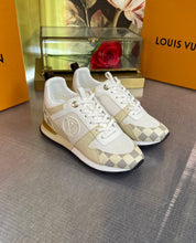 Load image into Gallery viewer, Louis Vuitton Run a way Sneakers
