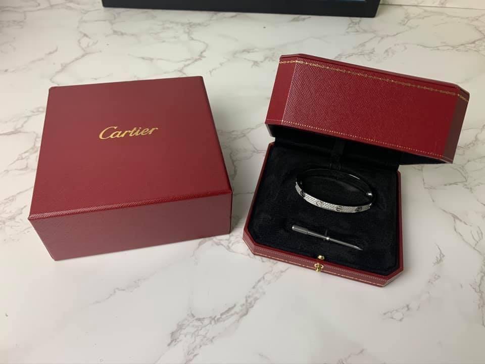 Cartier Silver Bracelet - LUXURY KLOZETT