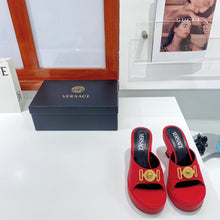 Load image into Gallery viewer, Versace  Medusa Biggie Mule
