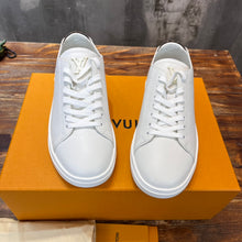Load image into Gallery viewer, Louis Vuitton Resort Sneakers
