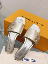 Load image into Gallery viewer, Louis Vuitton Shake Flat Mule
