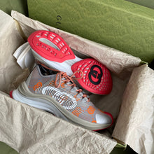 Load image into Gallery viewer, Gucci Women Run Sneakers
