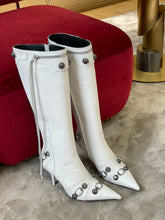 Load image into Gallery viewer, Balenciaga Cagole 90MM Boots
