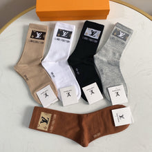 Load image into Gallery viewer, Louis Vuitton Socks
