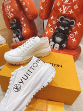 Load image into Gallery viewer, Louis Vuitton  Squad Sneaker
