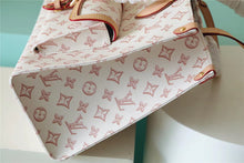 Load image into Gallery viewer, Louis Vuitton OnTheGo MM Bag
