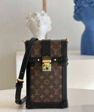 Load image into Gallery viewer, Louis Vuitton Vertical Trunk Pochette Bag
