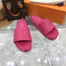 Load image into Gallery viewer, Louis Vuitton Jumbo Platform Mule
