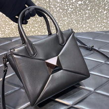 Load image into Gallery viewer, Valentino One Stud Small Bag
