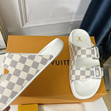 Load image into Gallery viewer, Louis Vuitton Bom Dia Flat Mule
