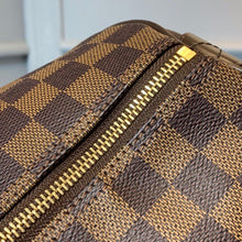 Load image into Gallery viewer, Louis Vuitton Speedy 30 Bag - LUXURY KLOZETT
