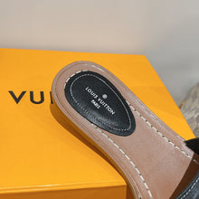 Load image into Gallery viewer, Louis Vuitton Lock it flat Mule
