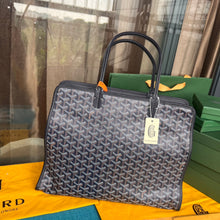 Load image into Gallery viewer, Goyard Hardy PM Bag
